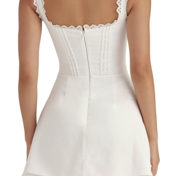 HOUSE OF CB TILLY WHITE PIN TUCK MINI DRESS (SIZE S BIGGER CUP D-E) - Picture 3 of 3